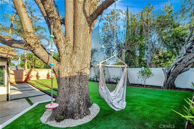 24250 Friar Street, Woodland Hills, CA 91367