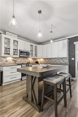 8312 Harbor View Ln, Norfolk, VA 23518