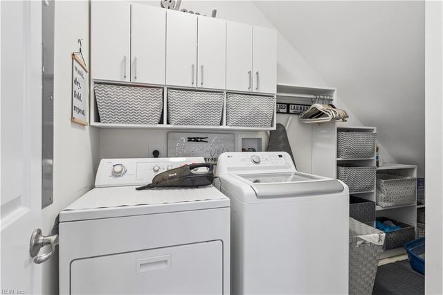 8312 Harbor View Ln, Norfolk, VA 23518