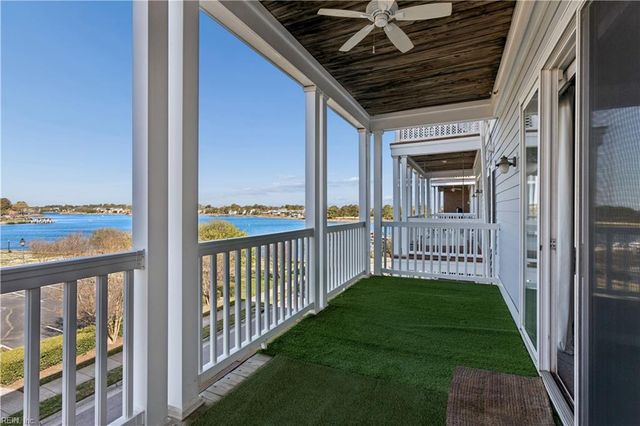 8312 Harbor View Ln, Norfolk, VA 23518