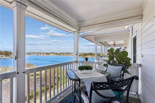 8312 Harbor View Ln, Norfolk, VA 23518