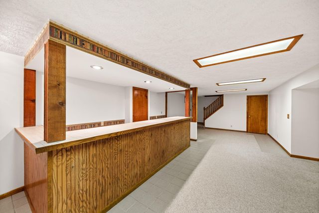 2499 Willowwood Avenue, Valparaiso, IN 46383