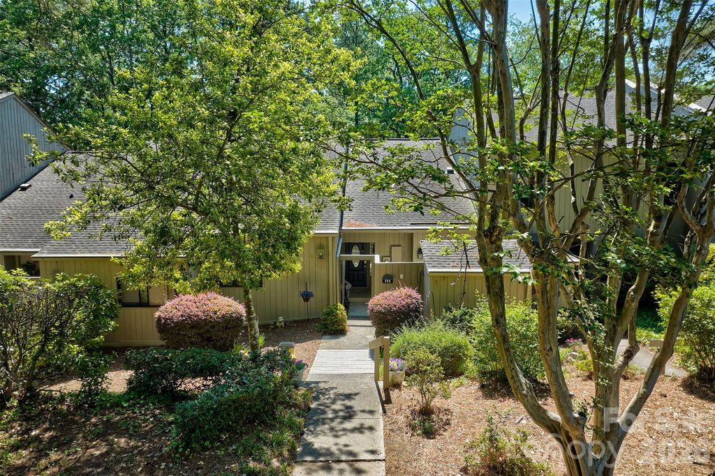 114 Pine Grove Circle, Lake Wylie, SC 29710