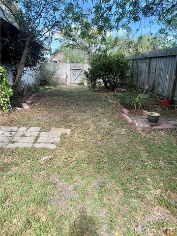 3659 Santa Fe St, Corpus Christi, TX 78411