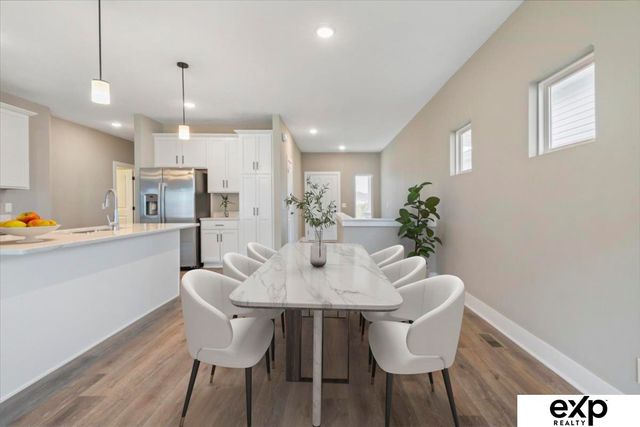 8114 S 177th Street, Omaha, NE 68136