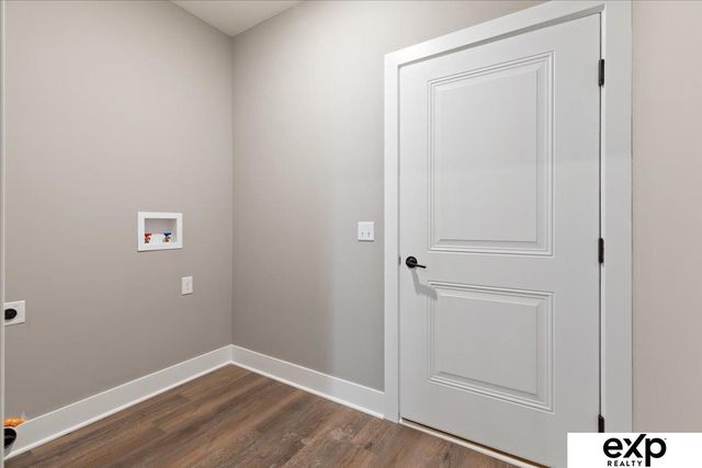 8114 S 177th Street, Omaha, NE 68136