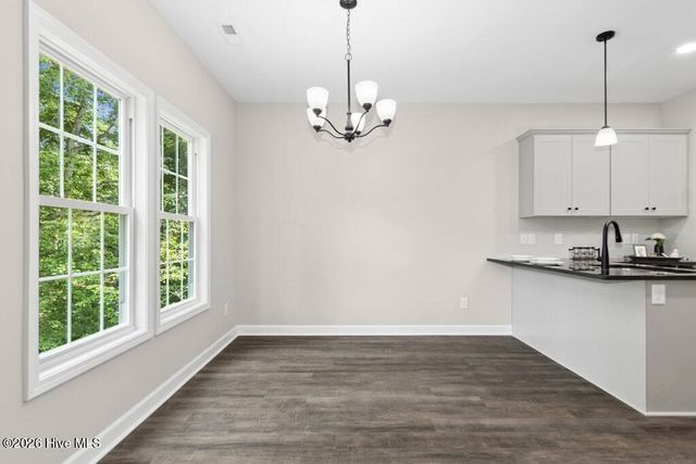 60 Greenfield Lane, Clayton, NC 27527