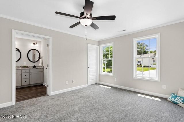 60 Greenfield Lane, Clayton, NC 27527
