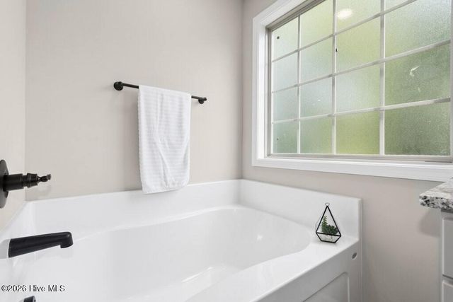 60 Greenfield Lane, Clayton, NC 27527
