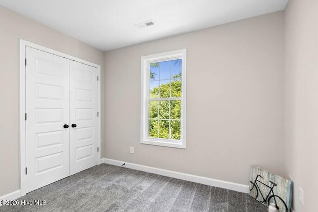 60 Greenfield Lane, Clayton, NC 27527