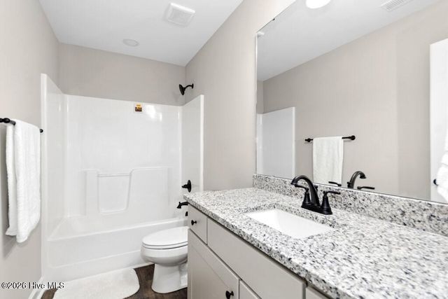 60 Greenfield Lane, Clayton, NC 27527