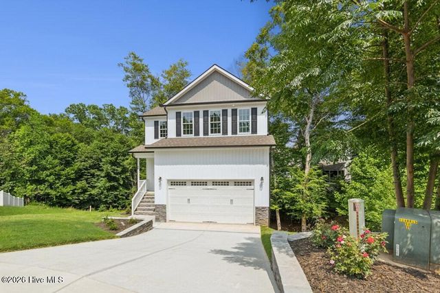 60 Greenfield Lane, Clayton, NC 27527