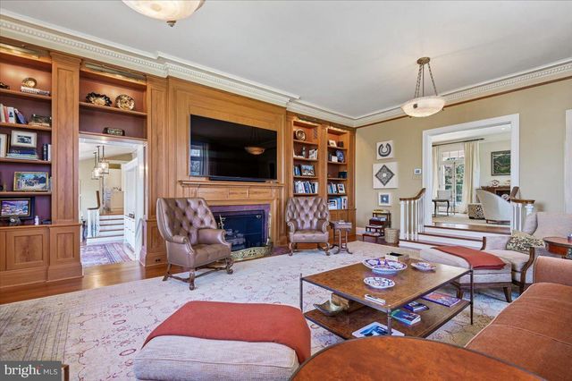 922 ROLANDVUE RD, Baltimore, MD 21204