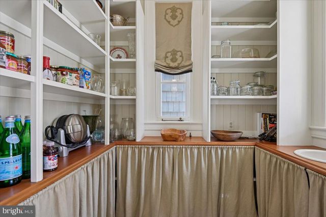 922 ROLANDVUE RD, Baltimore, MD 21204