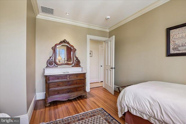 922 ROLANDVUE RD, Baltimore, MD 21204