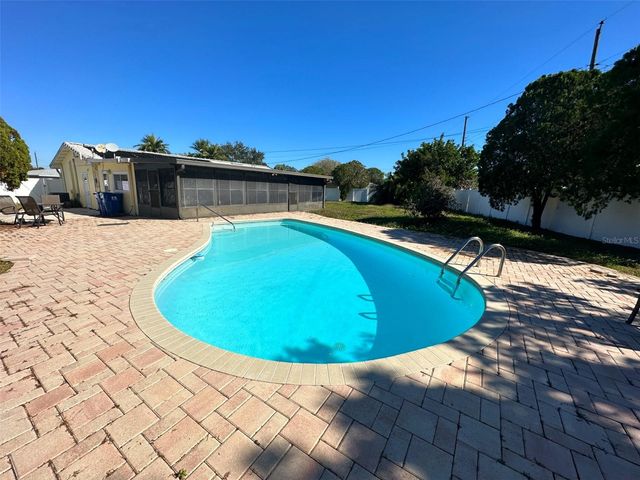 1770 63RD AVENUE N, St Petersburg, FL 33702