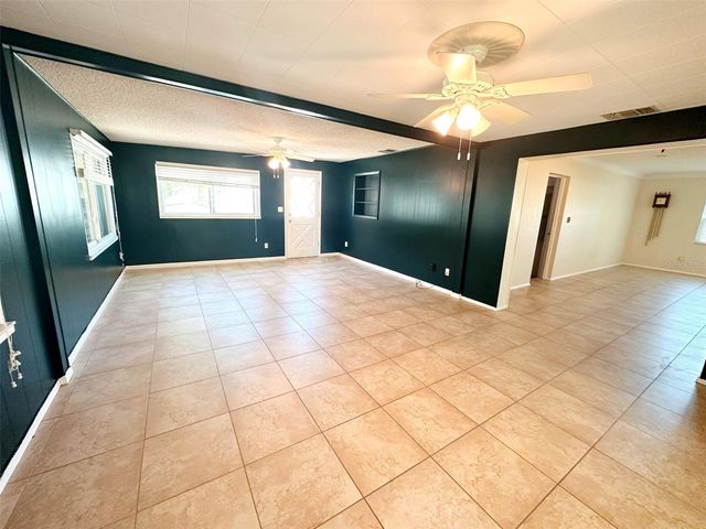 1770 63RD AVENUE N, St Petersburg, FL 33702