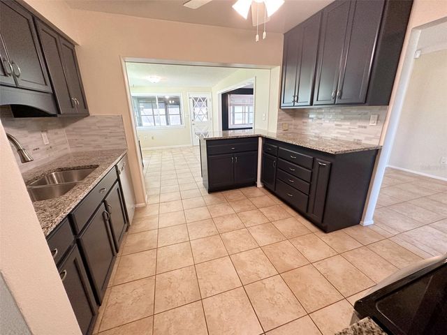 1770 63RD AVENUE N, St Petersburg, FL 33702