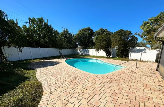 1770 63RD AVENUE N, St Petersburg, FL 33702