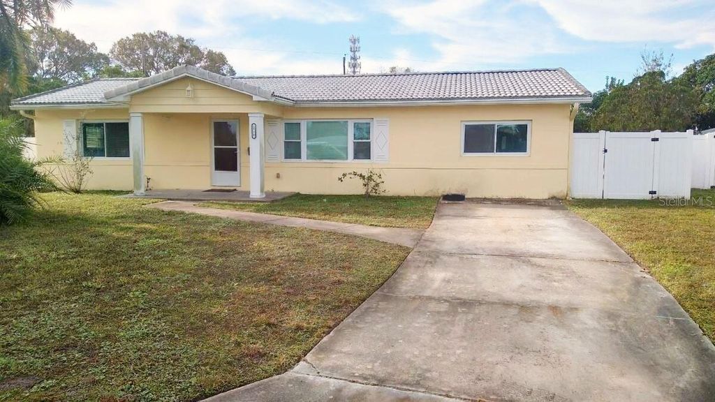 1770 63RD AVENUE N, St Petersburg, FL 33702