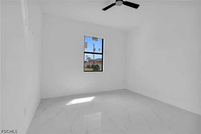 3205 57th ST W, Lehigh Acres, FL 33971