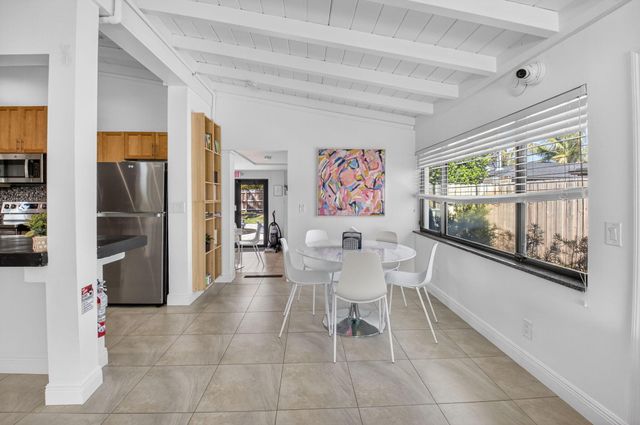 245 Seacrest Lane, Delray Beach, FL 33444