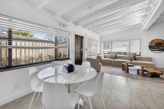 245 Seacrest Lane, Delray Beach, FL 33444