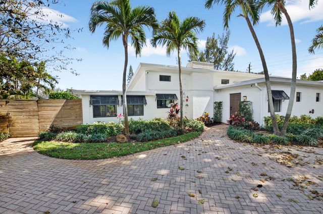 245 Seacrest Lane, Delray Beach, FL 33444