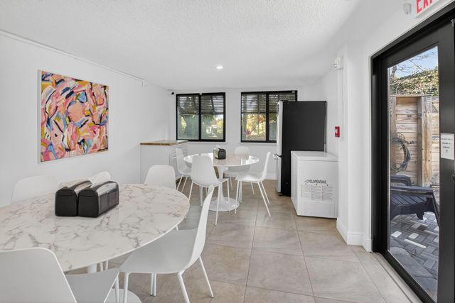 245 Seacrest Lane, Delray Beach, FL 33444