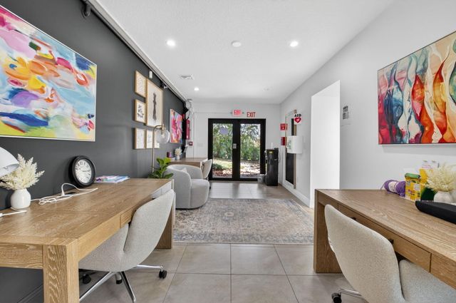 245 Seacrest Lane, Delray Beach, FL 33444