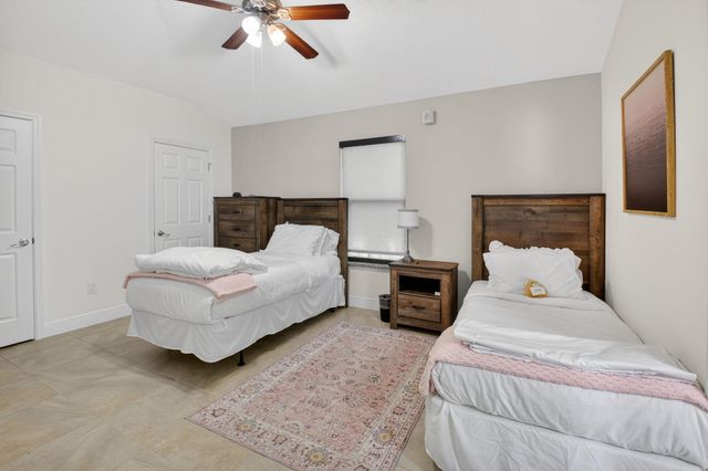 245 Seacrest Lane, Delray Beach, FL 33444