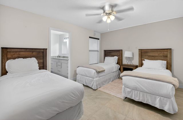 245 Seacrest Lane, Delray Beach, FL 33444