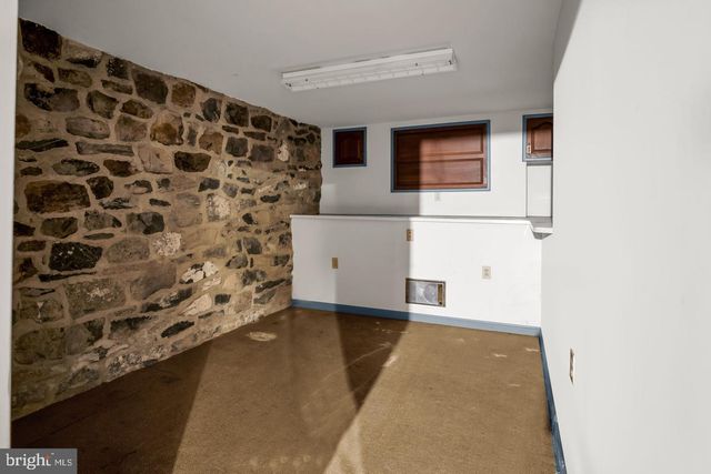 1602 SPRING RD, Carlisle, PA 17013