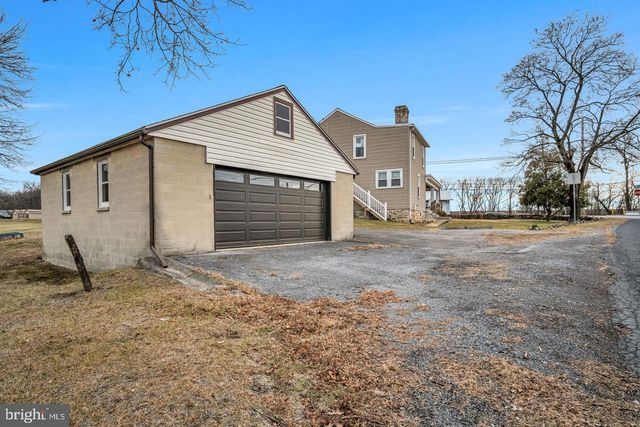 1602 SPRING RD, Carlisle, PA 17013