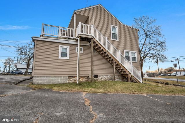 1602 SPRING RD, Carlisle, PA 17013