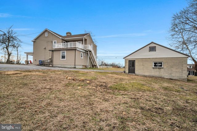 1602 SPRING RD, Carlisle, PA 17013