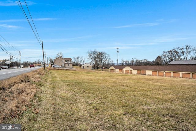 1602 SPRING RD, Carlisle, PA 17013