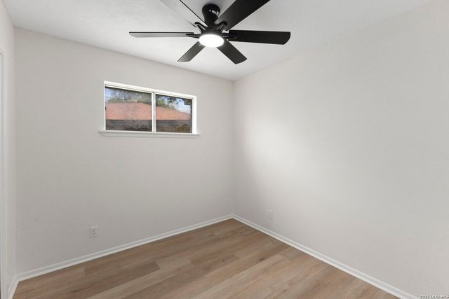 722 Knotty Oak Trail, San Antonio, TX 78220
