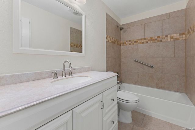 722 Knotty Oak Trail, San Antonio, TX 78220