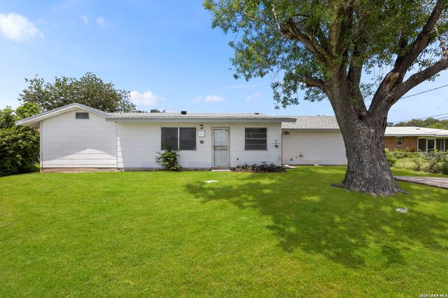 722 Knotty Oak Trail, San Antonio, TX 78220