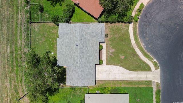 722 Knotty Oak Trail, San Antonio, TX 78220