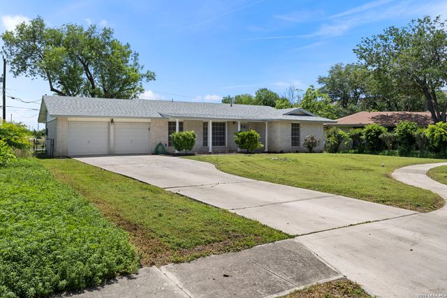 722 Knotty Oak Trail, San Antonio, TX 78220