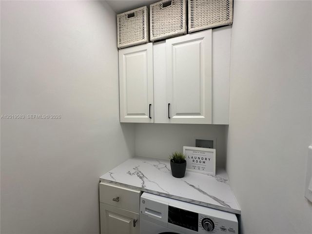 1471 NE 170th St 213A, North Miami Beach, FL 33162