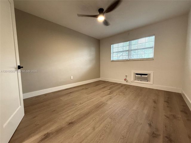 1471 NE 170th St 213A, North Miami Beach, FL 33162