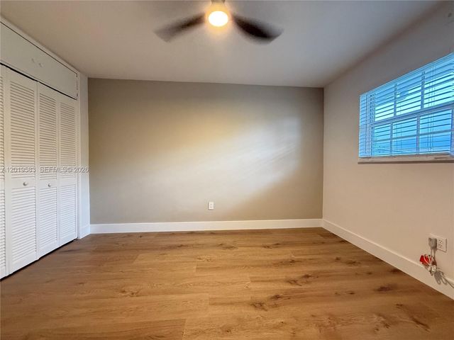 1471 NE 170th St 213A, North Miami Beach, FL 33162