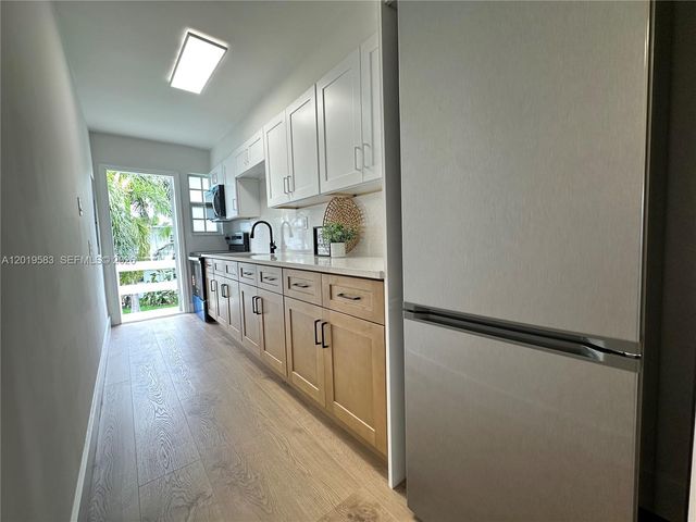 1471 NE 170th St 213A, North Miami Beach, FL 33162