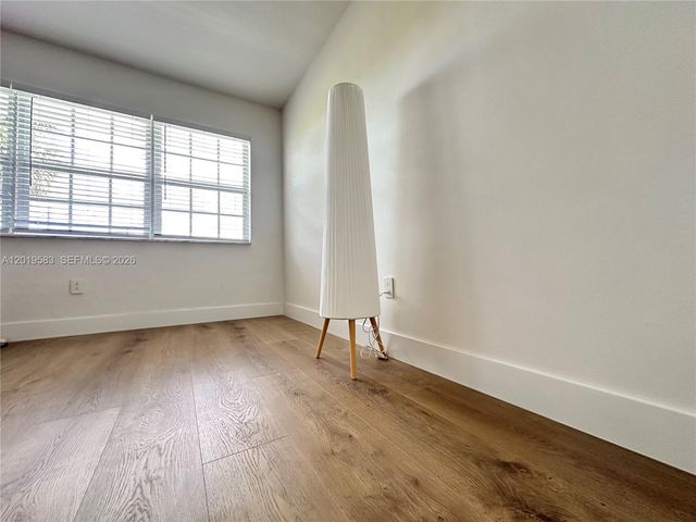 1471 NE 170th St 213A, North Miami Beach, FL 33162