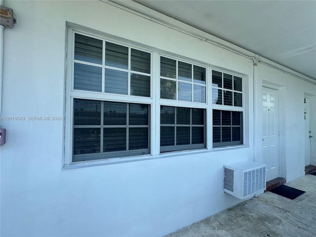 1471 NE 170th St 213A, North Miami Beach, FL 33162