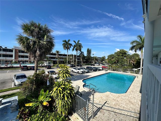 1471 NE 170th St 213A, North Miami Beach, FL 33162