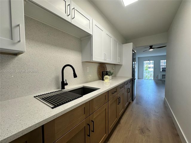 1471 NE 170th St 213A, North Miami Beach, FL 33162